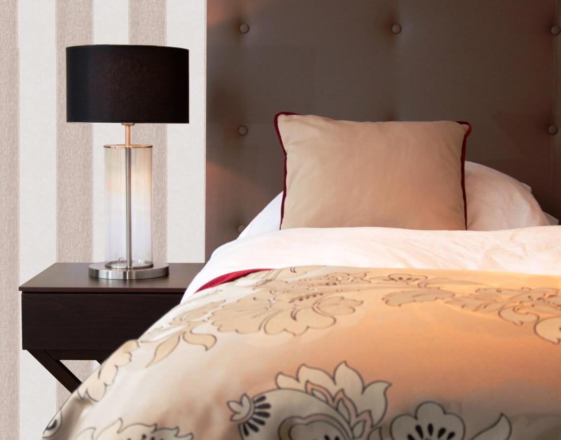 Romantik Hotel Burgkeller Residenz Kerstinghaus ไมเซน ภายนอก รูปภาพ