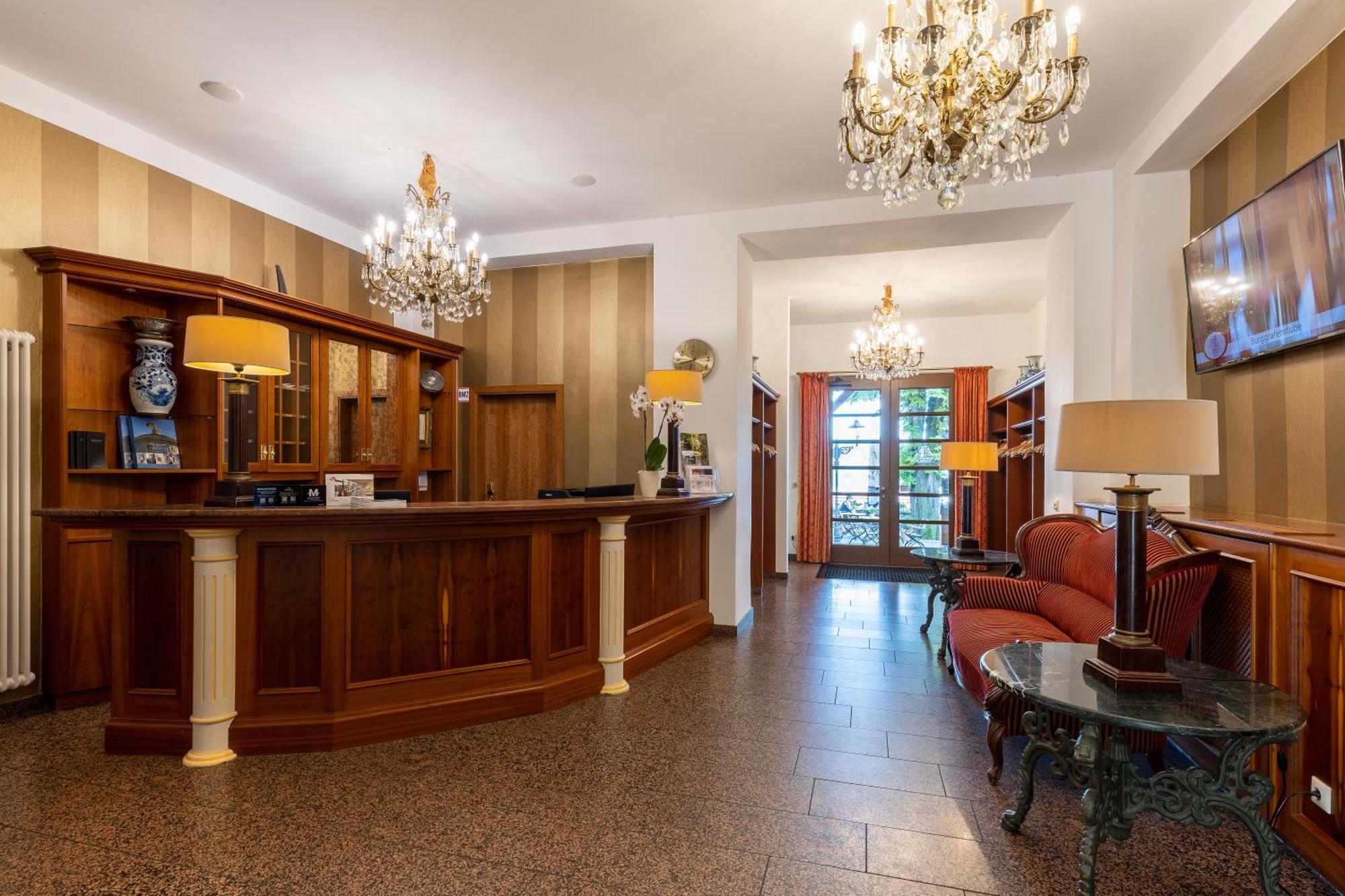 Romantik Hotel Burgkeller Residenz Kerstinghaus ไมเซน ภายนอก รูปภาพ