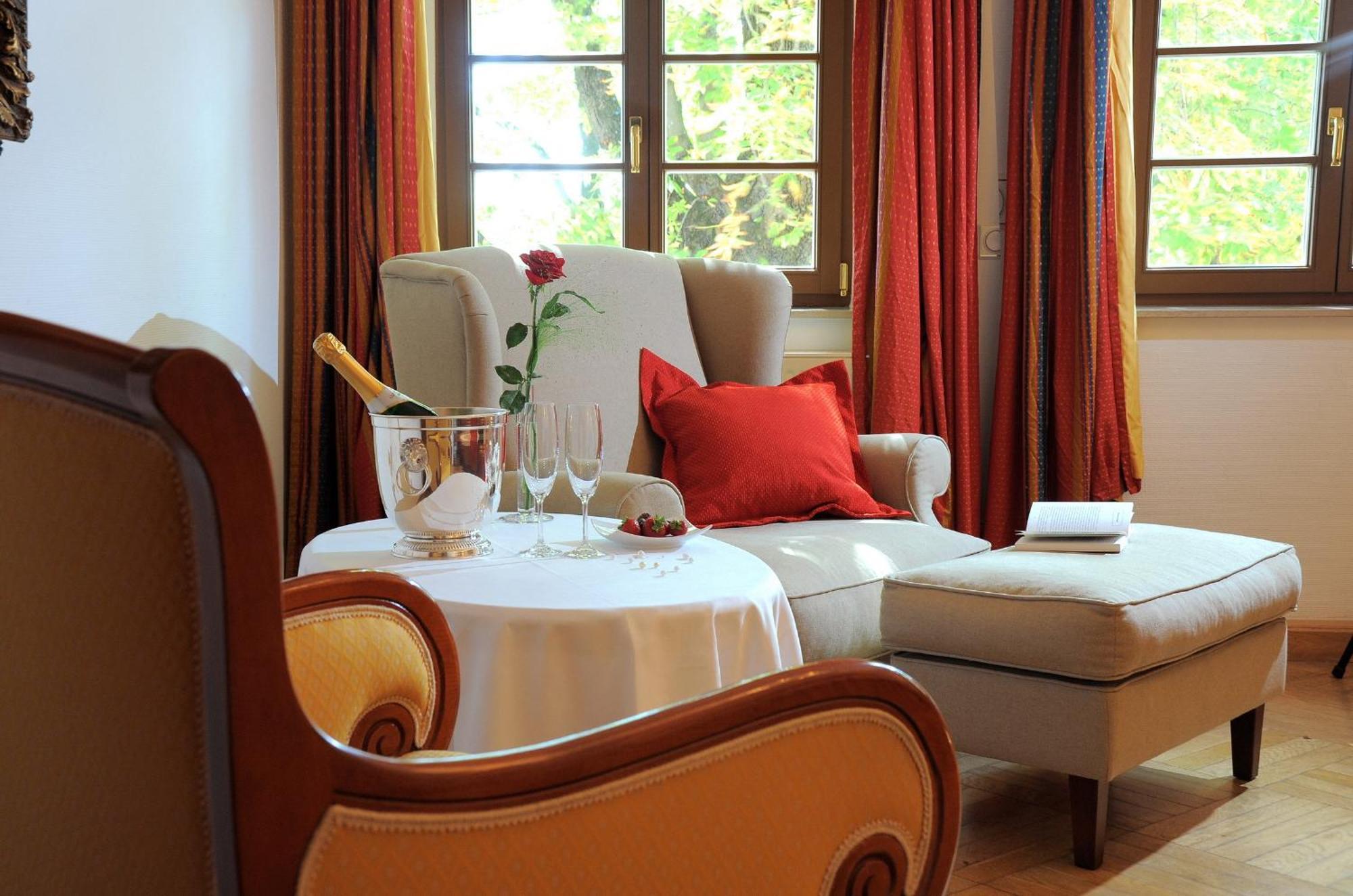 Romantik Hotel Burgkeller Residenz Kerstinghaus ไมเซน ภายนอก รูปภาพ